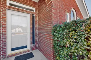 1025 Caleb St, Burleson, TX 76028 - Photo 4