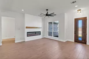 3306 Promenade Ct, Granbury, TX 76049 - Photo 8