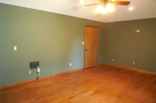 105 Mustang Dr, Graham, TX 76450 - Photo 18