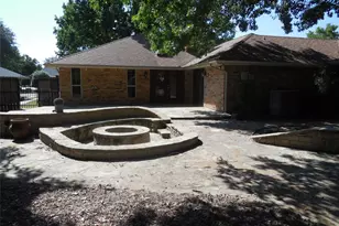 105 Mustang Dr, Graham, TX 76450 - Photo 24