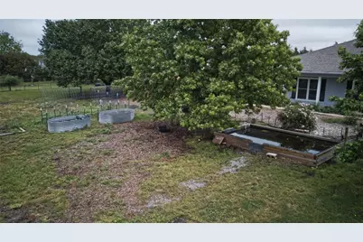 420 County Road 2904, Dodd City, TX 75438 - Photo 28