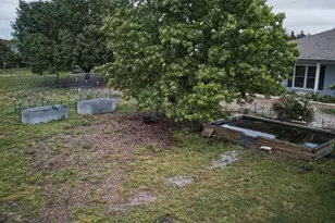 420 Co Rd 2904, Dodd City, TX 75438 - Photo 28