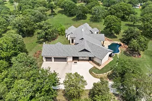 248 Howard Rd, Valley View, TX 76272 - Photo 1