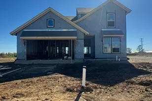 3406 Helena St, Gainesville, TX 76240 - Photo 2