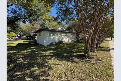 5200 McQuade Street, Haltom City, TX 76117 - Photo 4