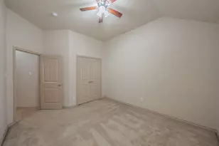 5960 Summerwood Dr, Grand Prairie, TX 75052 - Photo 30