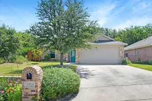 1014 King St, Weatherford, TX 76086 - Photo 2