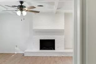 208 W Park Ave, Weatherford, TX 76086 - Photo 8