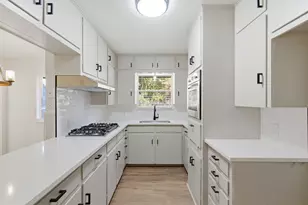 208 W Park Ave, Weatherford, TX 76086 - Photo 10