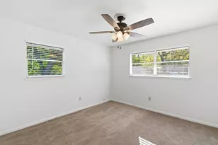 208 W Park Ave, Weatherford, TX 76086 - Photo 22