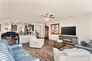 217 Watson St, Red Oak, TX 75154 - Photo 10