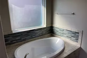 3214 White Horse Dr, Granbury, TX 76049 - Photo 6