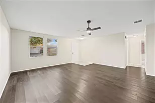 8409 Redheart St, Arlington, TX 76002 - Photo 8