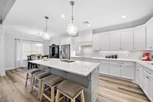 10317 Fallen Leaf Dr, Waco, TX 76712 - Photo 4