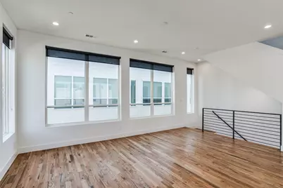 5714 Lindell Avenue #105, Dallas, TX 75206 - Photo 6