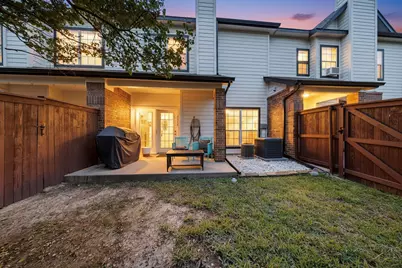 2344 Southcourt Circle, Irving, TX 75038 - Photo 34