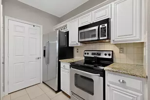 2344 Southcourt Cir, Irving, TX 75038 - Photo 12