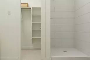 4754 Paynes Vly Dr, Ennis, TX 75119 - Photo 2