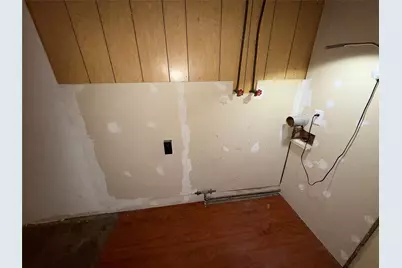 1381 Hillcrest Drive, Graham, TX 76450 - Photo 28