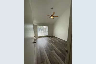 2506 Wedglea Drive #102, Dallas, TX 75211 - Photo 18