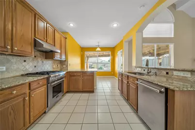 3313 Capstone Lane, Garland, TX 75043 - Photo 8