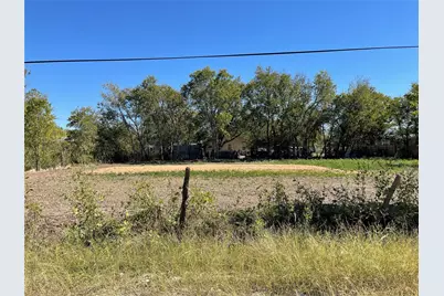 704 N Echols, Mexia, TX 76667 - Photo 2