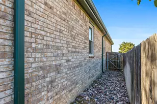 9221 Alyssa Dr, White Settlement, TX 76108 - Photo 22