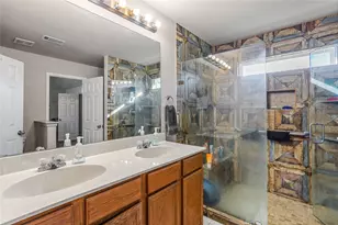 9221 Alyssa Dr, White Settlement, TX 76108 - Photo 12