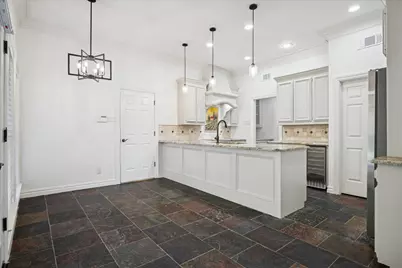 7513 Fitchburg Avenue, Garland, TX 75044 - Photo 10