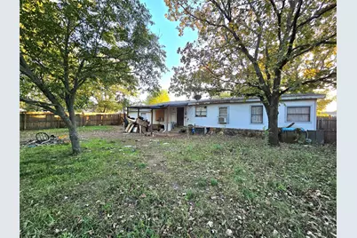 1318 Honeysuckle Drive, Mansfield, TX 76063 - Photo 18