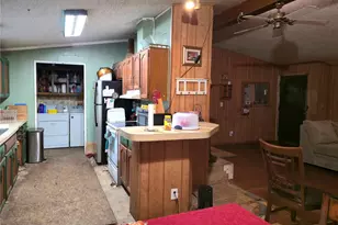 1318 Honeysuckle Dr, Mansfield, TX 76063 - Photo 10