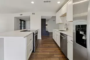 7862 La Verdura Dr, Dallas, TX 75248 - Photo 10