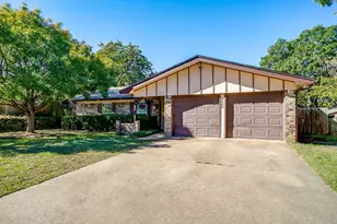 7408 Marlborough Dr W, Fort Worth, TX 76134 - Photo 38