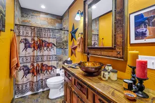 1007 Marigold Ct, Granbury, TX 76049 - Photo 16