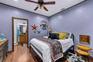 1007 Marigold Ct, Granbury, TX 76049 - Photo 24