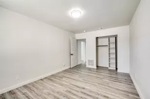 733 SE 3rd St, Grand Prairie, TX 75051 - Photo 16