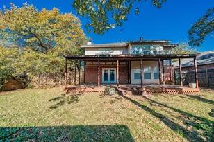 2001 Barton Springs Dr, Corinth, TX 76210 - Photo 6