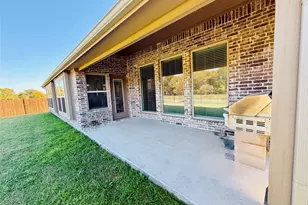 218 Oakcrest Dr, Justin, TX 76247 - Photo 30