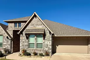 218 Oakcrest Dr, Justin, TX 76247 - Photo 1