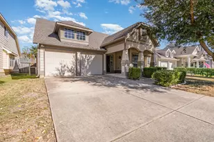 9732 Hedge Bell Dr, McKinney, TX 75072 - Photo 2