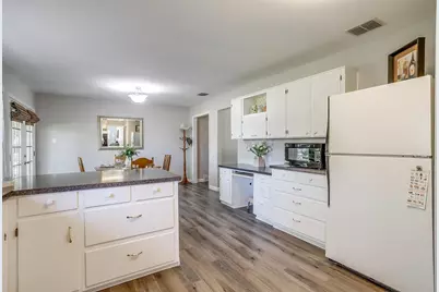 5805 Circular Drive, North Richland Hills, TX 76117 - Photo 18