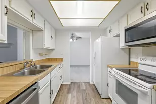 2819 Capella Cir, Garland, TX 75044 - Photo 6