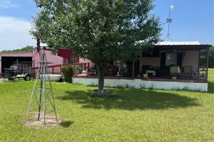 735 Hight Rd, Waxahachie, TX 75167 - Photo 2