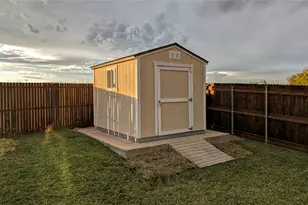 704 Rivers Creek Ln, Little Elm, TX 75068 - Photo 18