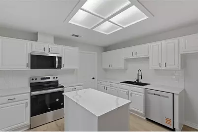 4009 La Costa Court, Irving, TX 75038 - Photo 2