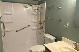 930 Dunkirk Ln, Arlington, TX 76017 - Photo 22