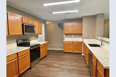 930 Dunkirk Lane, Arlington, TX 76017 - Photo 12