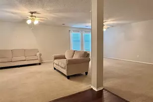 930 Dunkirk Ln, Arlington, TX 76017 - Photo 6