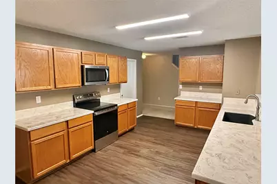 930 Dunkirk Lane, Arlington, TX 76017 - Photo 10