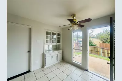 1814 Woodbury, Carrollton, TX 75007 - Photo 10